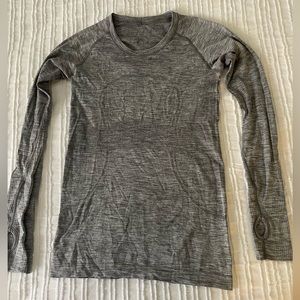 Lululemon Swiftly Tech Long Sleeve